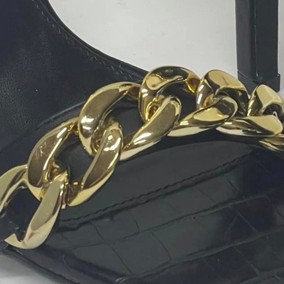 Black high heels~ Quipid~ with chains~ size 8 1/2~ Very good condition - Picture 3 of 9